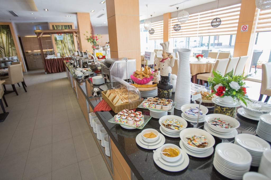 Vip Hotel Сегамат Экстерьер фото